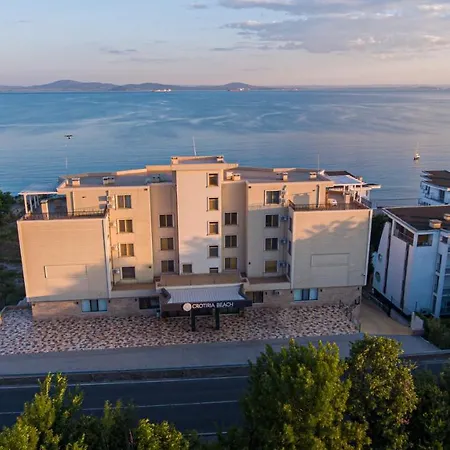 Ξενοδοχείο με διαμερίσματα Crotiria -