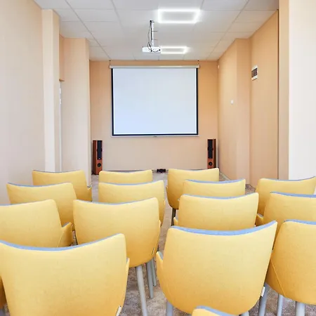 Crotiria - Ξενοδοχείο με διαμερίσματα Πομόριε